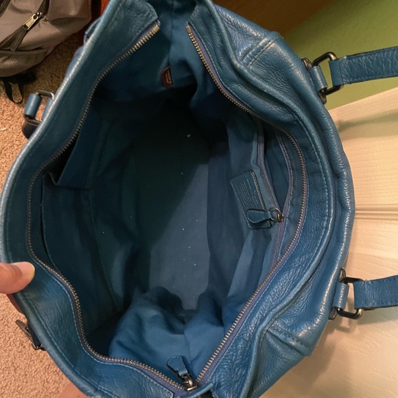 Authentic Coach bag - Picture 3 of 4